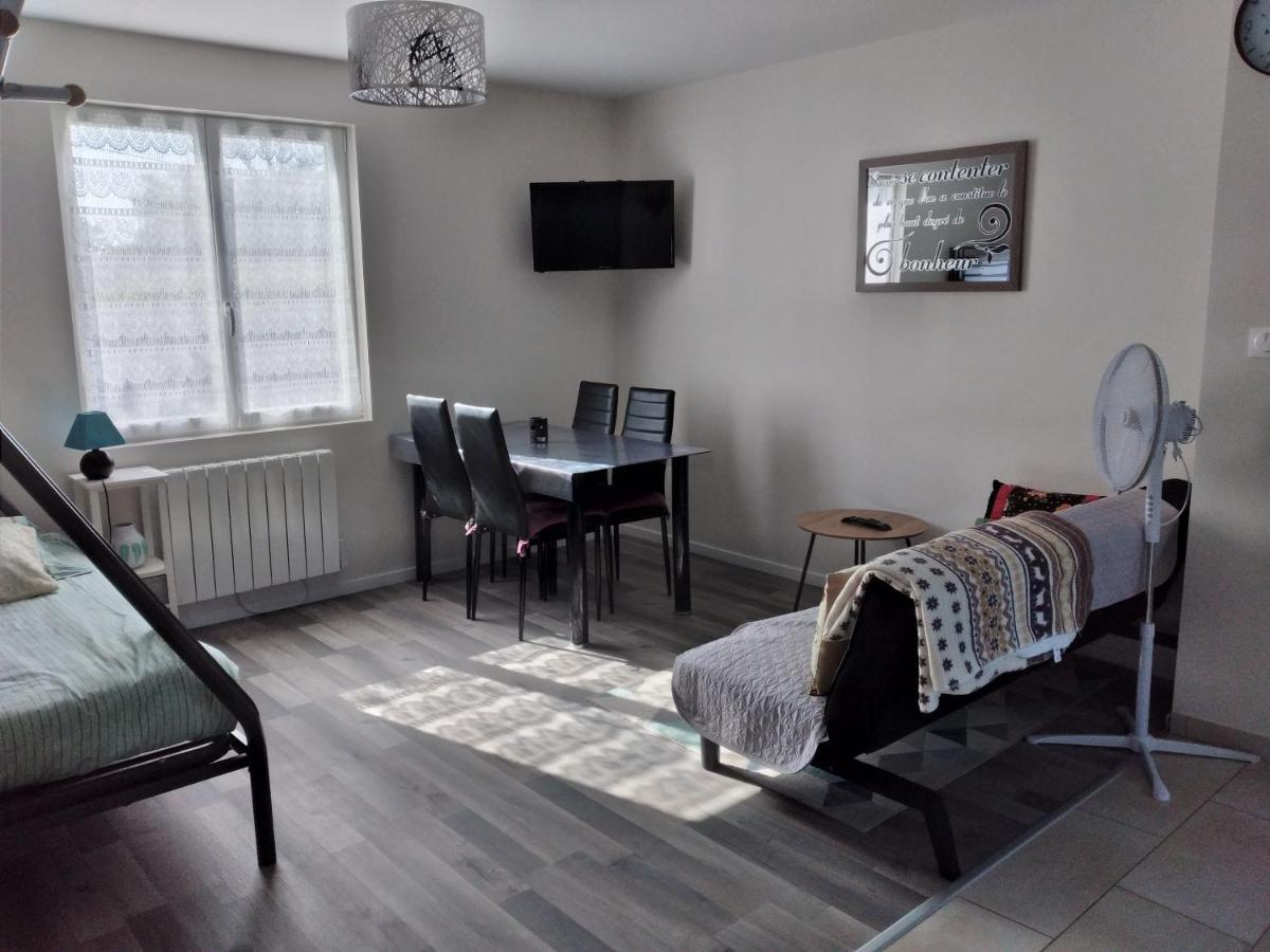 Maison Studio Individuelle Fraichement Renovee Paray-le-Frésil Екстериор снимка
